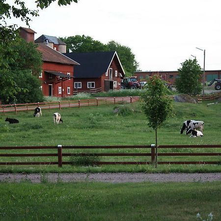 Jaktlyckan, Tuna Gard Buitenkant foto